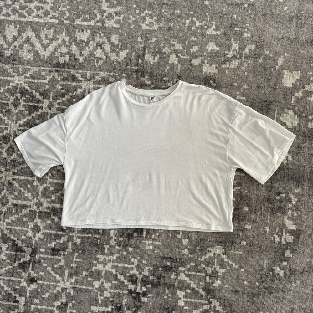 Parade White T-Shirt Cropped Dropped Shoulder Casual loose Breezy Crop Tee
